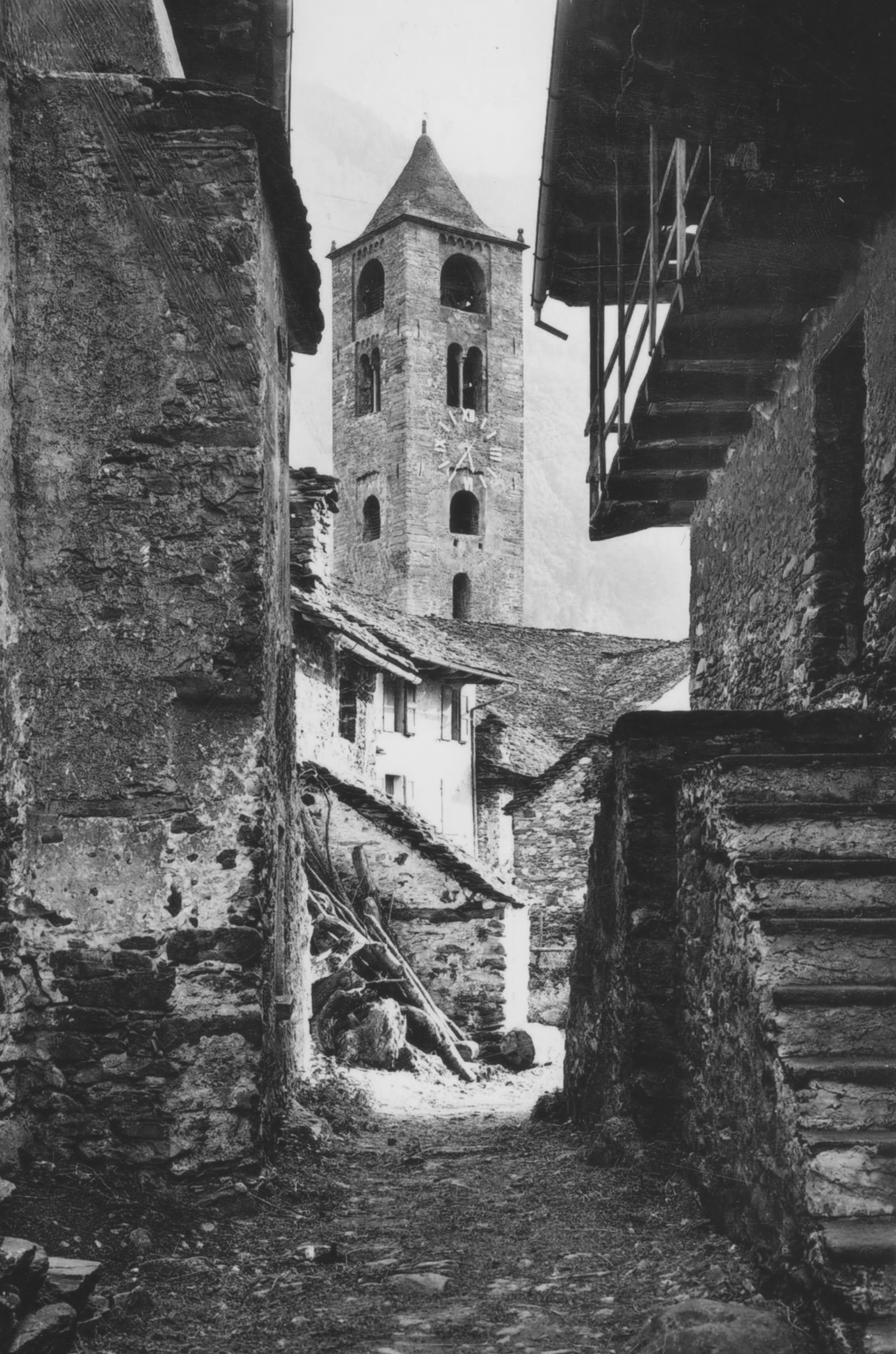 La chiesa di San Giulio di Roveredo, senza data. Fonte: archivio Associazione culturale Rorè San Vitor